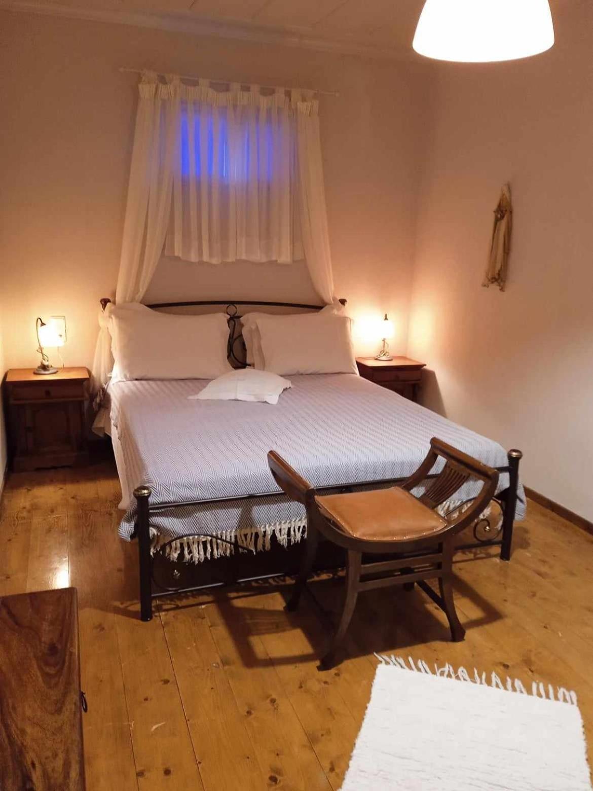 Lesvos Tower House Komninos Szigrí Kültér fotó