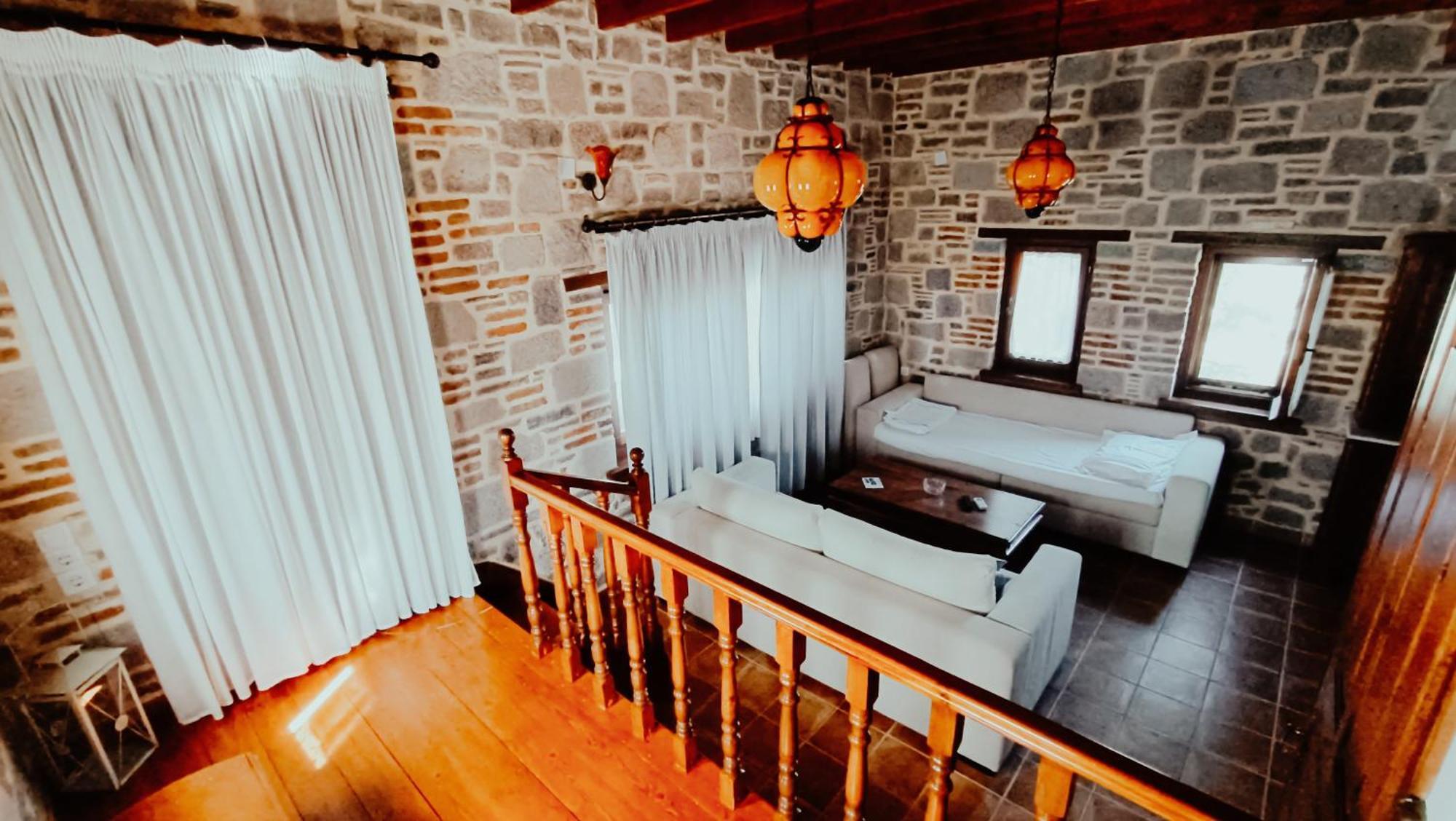 Lesvos Tower House Komninos Szigrí Kültér fotó